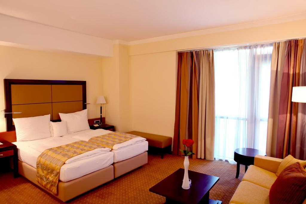 Aparthotel Premier Podgorica Zimmer foto