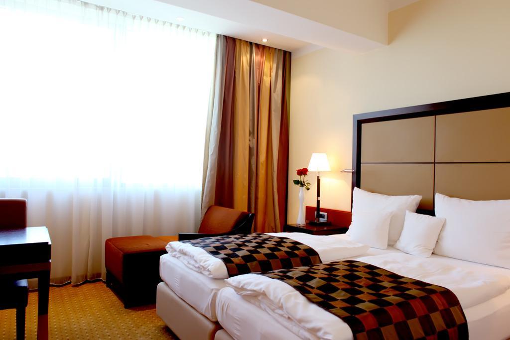 Aparthotel Premier Podgorica Zimmer foto